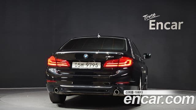 BMW 5 Series 2019 — Şəkil 4/20
