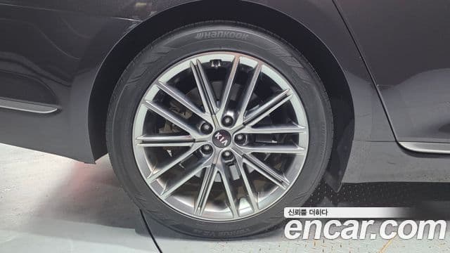 Kia The K9 2019 — ფოტო 4/20