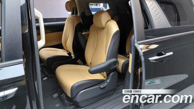 Kia Carnival 2021 — Şəkil 11/20