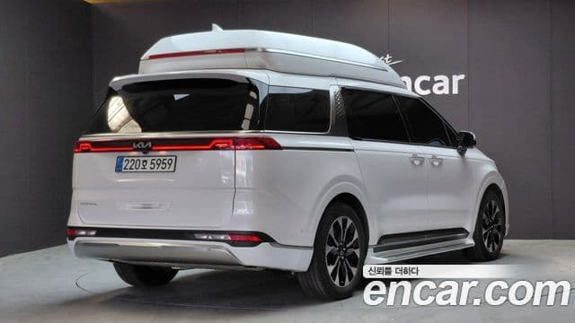 Kia Carnival 2023 — Şəkil 2/20