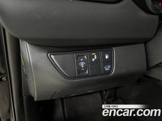 Genesis G70 2019 — Şəkil 17/20