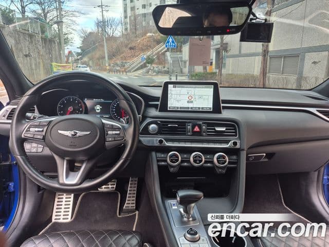 Genesis G70 2019 — ფოტო 7/20