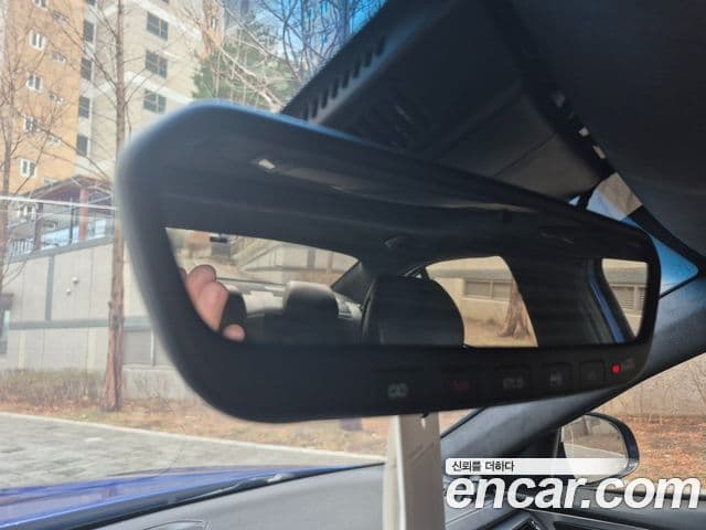 Genesis G70 2019 — ფოტო 16/20