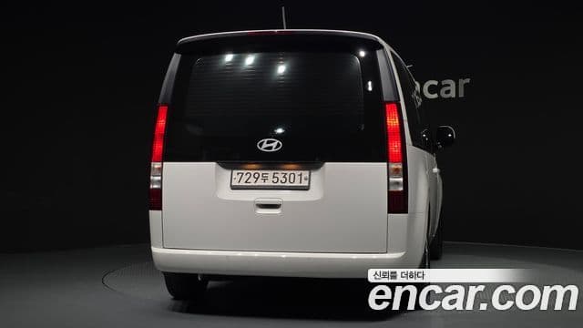 Hyundai Staria 2024 — ფოტო 4/20