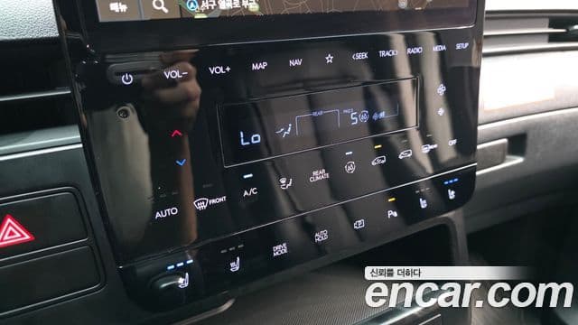Hyundai Staria 2024 — ფოტო 17/20