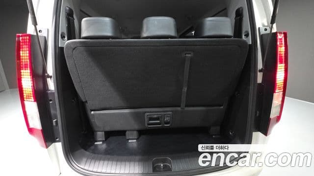 Hyundai Staria 2024 — ფოტო 20/20