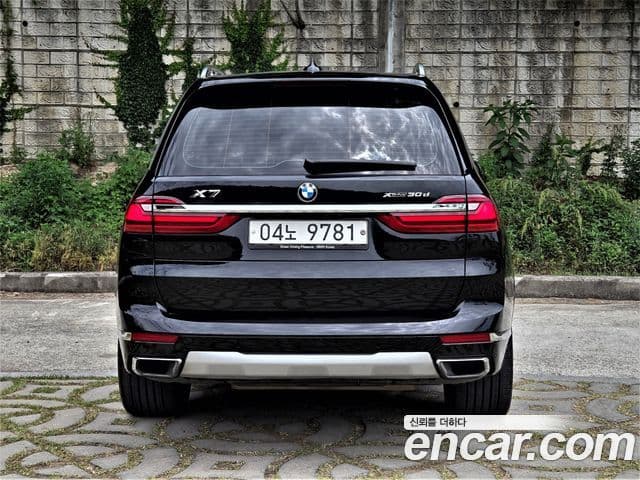 BMW X7 2019 — Photo 20/20