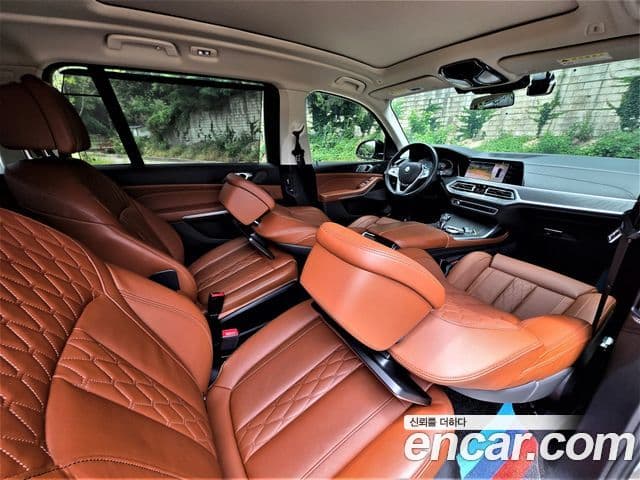 BMW X7 2019 — Photo 2/20