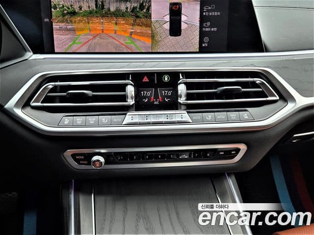 BMW X7 2019 — Photo 17/20