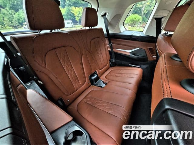 BMW X7 2019 — Photo 13/20