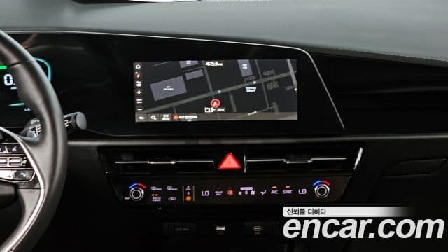 Kia Niro 2022 — Şəkil 13/20
