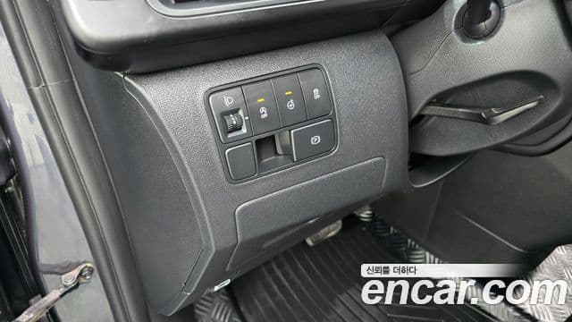 Hyundai Staria 2024 — Şəkil 19/20