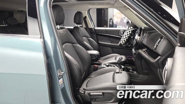 Mini Cooper Countryman 2021 — ფოტო 11/20