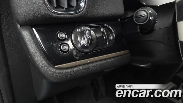 Mini Cooper Countryman 2021 — Photo 31/31