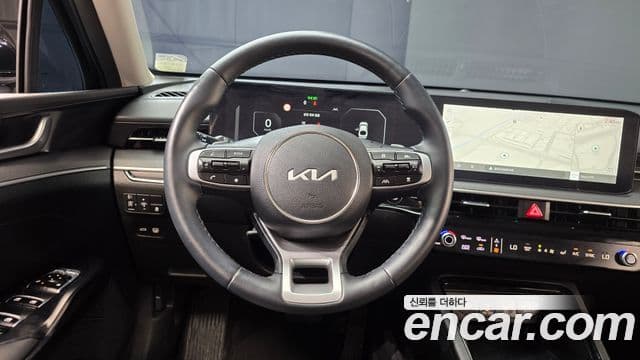 Kia K5 2025 — Şəkil 14/20