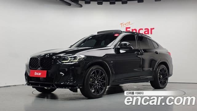 BMW X4 2023 — Фото 1/20