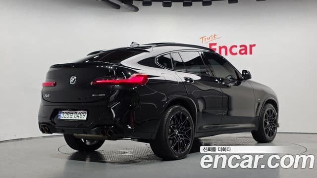 BMW X4 2023 — Фото 2/20