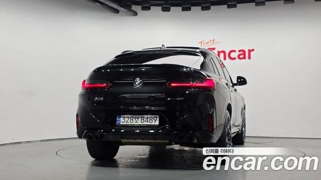 BMW X4 2023 — Фото 4/20