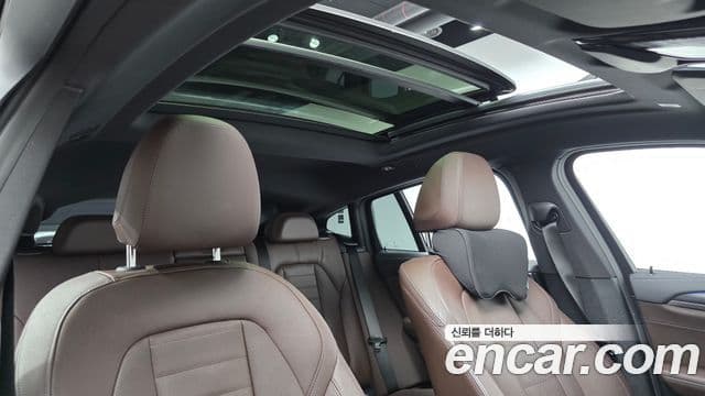 BMW X4 2023 — Фото 13/20