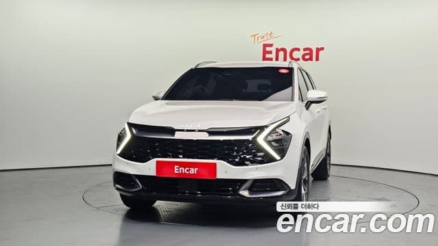 Kia Sportage 2021 — Фото 2/20