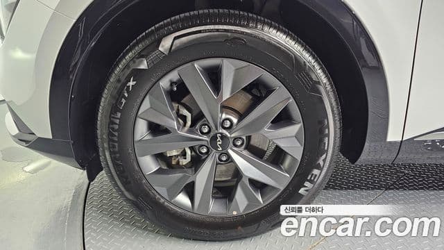 Kia Sportage 2021 — Фото 4/20
