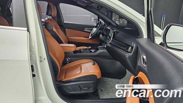 Kia Sportage 2021 — Фото 11/20