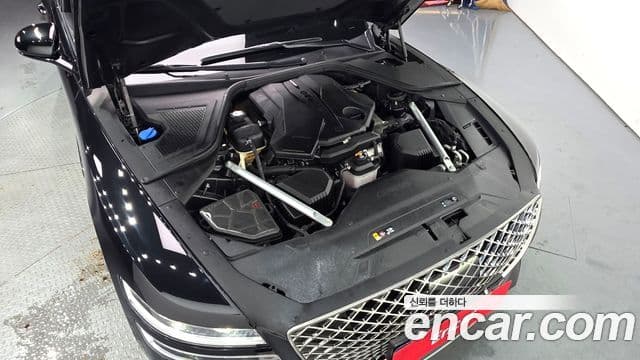 Genesis Electrified G80 2023 — ფოტო 6/20