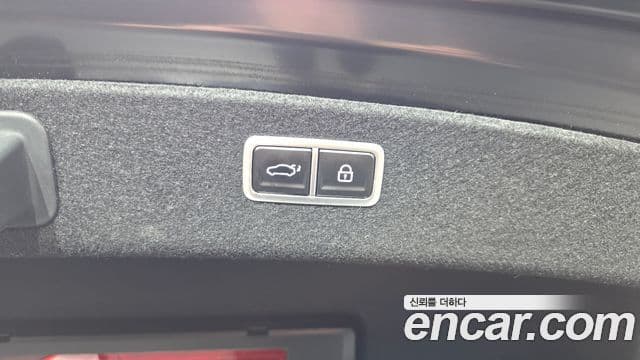 Genesis Electrified G80 2023 — ფოტო 16/20