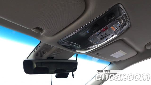 Genesis Electrified G80 2023 — ფოტო 19/20