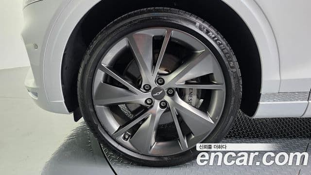 Genesis GV70 2023 — Şəkil 5/20