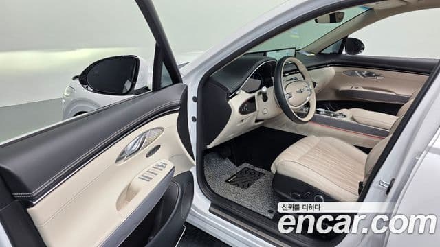 Genesis GV70 2023 — Şəkil 10/20