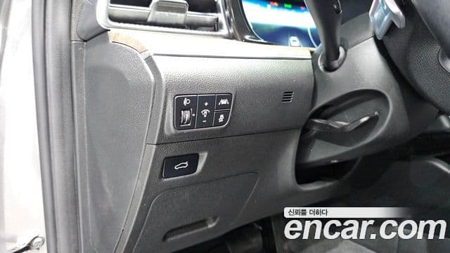 Kia K5 2022 — Şəkil 18/20