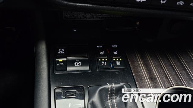 Lexus RX450h 2019 — ფოტო 18/20