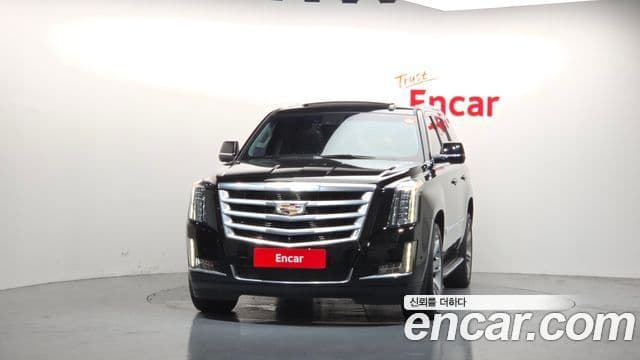 Cadillac Escalade 2018 — Şəkil 3/20