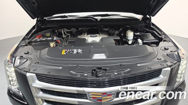 Cadillac Escalade 2018 — Şəkil 6/20