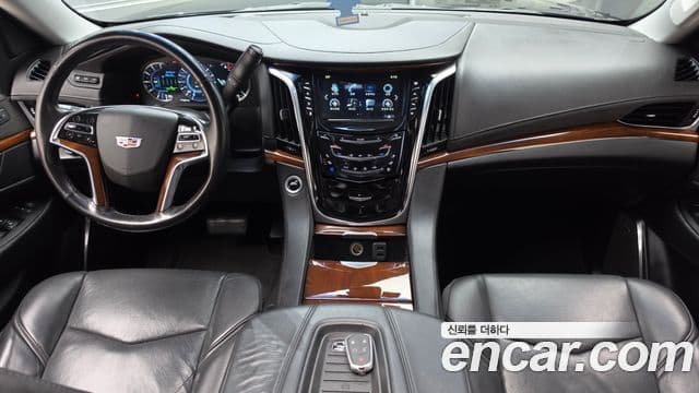 Cadillac Escalade 2018 — Şəkil 7/20