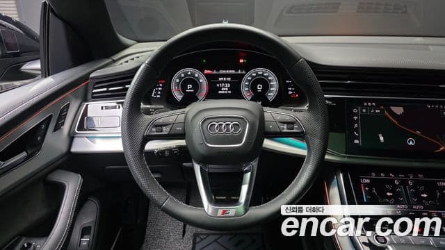 Audi Q7 2022 — ფოტო 13/20