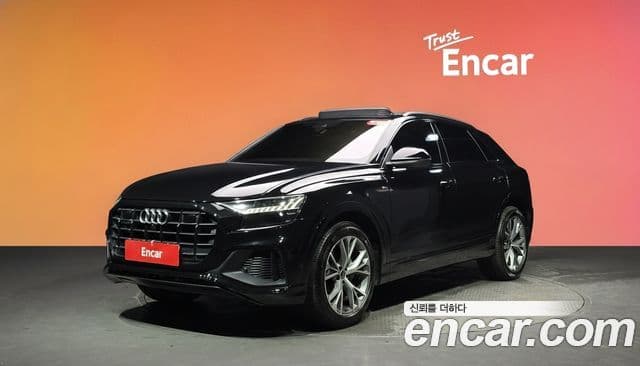 Audi Q7 2022 — ფოტო 1/20