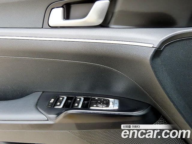 Kia K5 2022 — Şəkil 11/19