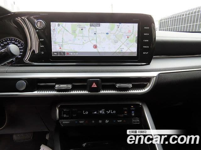 Kia K5 2022 — Şəkil 13/19