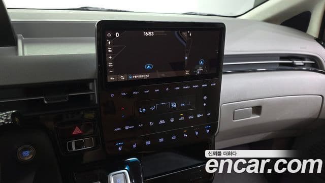 Hyundai Staria 2024 — Şəkil 14/20