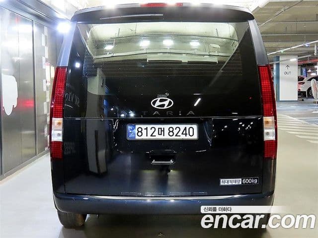 Hyundai Staria 2024 — ფოტო 4/20