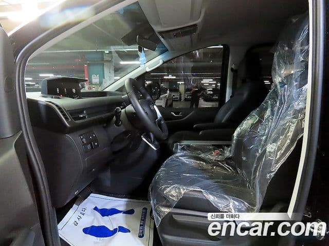 Hyundai Staria 2024 — ფოტო 5/20