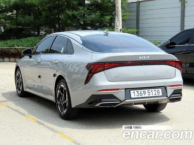 Kia K5 2023 — Şəkil 2/19