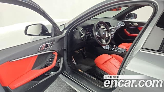 BMW 1 Series 2022 — ფოტო 10/20