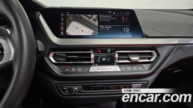 BMW 1 Series 2022 — ფოტო 12/20