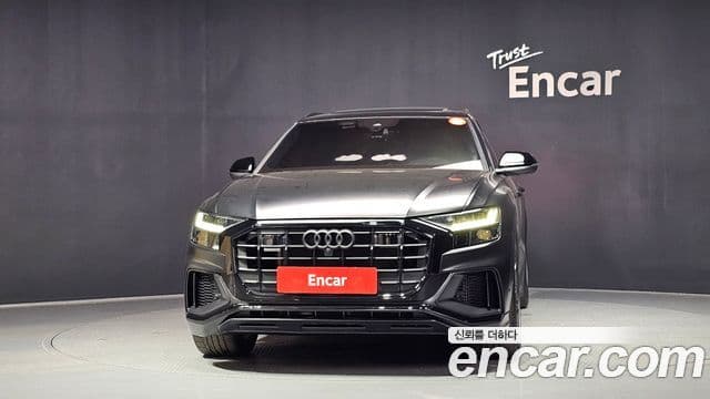 Audi Q7 2023 — Фото 3/20