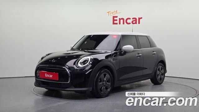 Mini Cooper 2023 — ფოტო 20/20