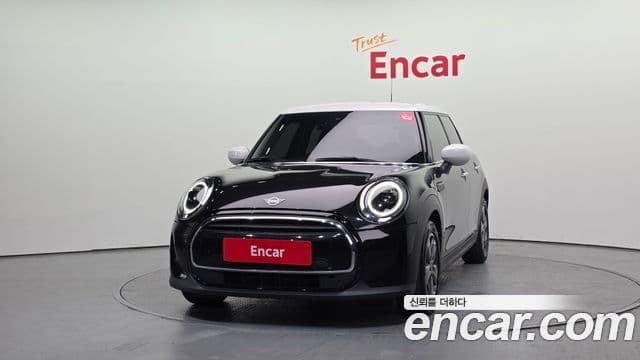 Mini Cooper 2023 — ფოტო 2/20