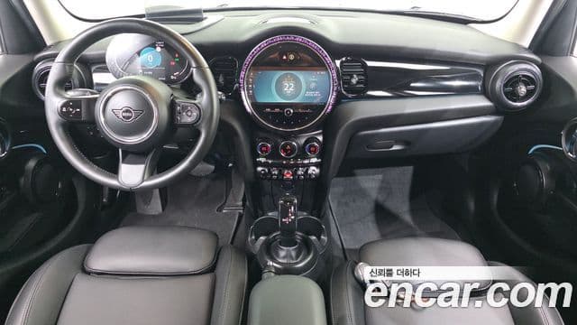 Mini Cooper 2023 — ფოტო 6/20